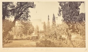 Agra; Der Taj, vom Garten aus tekijältä Samuel Bourne