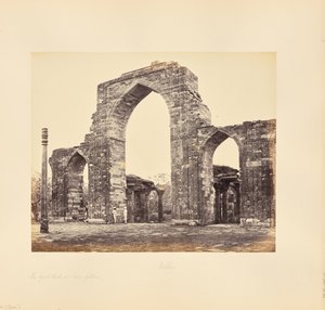 Delhi: Qutb Minar, Suuri kaari ja Rautapylväs tekijältä Samuel Bourne