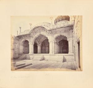 Delhi; palatsi, Motee Musjid (Helmimoskeija) tekijältä Samuel Bourne
