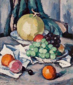 Sekahedelmä - meloni, viinirypäleet ja omenat, n. 1926 (öljy kankaalle) tekijältä Samuel John Peploe
