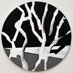 Twixt Heaven & Earth XIV-B (akryyli pyöreällä levyllä) tekijältä Sara Hayward