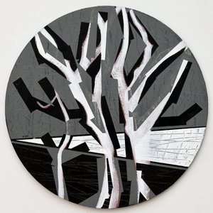 Twixt Heaven & Earth XVII-B (akryyli pyöreällä levyllä) tekijältä Sara Hayward