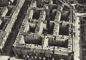 Berliini: Berliner Mietskasernen; Vanhat asuintalot (m/w kuva)