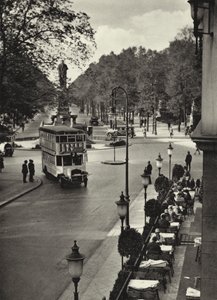 Berliini: Tiergarten; Kemper Square (m/w kuva) tekijältä Sasha Stone