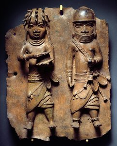 Placa de Benin, ritual para fortalecer o poder místico de Oba, Nigéria (latão) finlandês