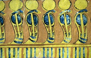 Muinainen Egypti, seinämaalaus, Uraeus-käärmeet vartioivat Osiriksen pyhäkköä, Sennedjemin hauta, Thebe, Deir el Medna tekijältä School Egyptian