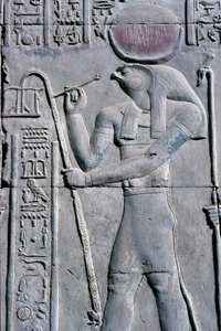 Muinainen Egypti, seinämaalaus/kaiverrus, Horus kirjoittaa papyruskäärölle, Sebekin ja Horuksen temppeli, Kom Ombo (kuva) tekijältä School Egyptian