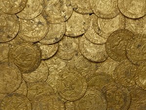 Täydellinen Tudor-kultavarasto, Asthall Hoard, Asthallilta tekijältä School English