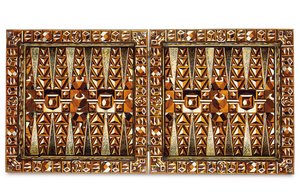 Eteläsaksalainen marquetry-pelilaatikko, Augsburgista tai Nürnbergistä, 1500-luvun loppu - 1600-luvun alku (eebenpuu, norsunluu, helmiäinen, pähkinä ja hedelmäpuu) tekijältä School German