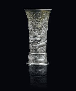 Beaker, Transilvania, n. 1650 (kullattu hopea)