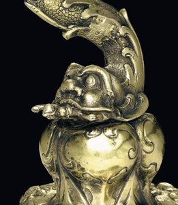 Asennettu nautiluskuppi, Nagyszeben, 1600-luvun puoliväli (kuori ja hopeakullattu) (yksityiskohta numerosta 3434804)