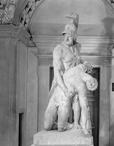 Menelaus tukee Patrokloksen ruumista, kopio kreikkalaisesta alkuperäisestä (marmorista) tekijältä School Italian