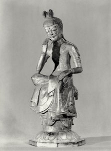 Bodhisattva istuu meditatiivisessa asennossa, n. 645-794 (kullattua pronssia) (m/v kuva) tekijältä Japanese School