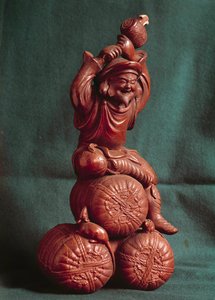 Japanilainen taide: japanilainen jumala Daikoku (Daikokuten), maanviljelijöiden suojelija ja maatalouden jumala. Pariisi, Guimetin museo, Aasian taiteen kansallinen museo tekijältä Japanese School