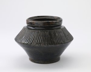 Jar, Tachikui, Hyogon prefektuuri, Edo-kausi, 1700-luvun loppu - 1800-luvun puoliväli (keraaminen) tekijältä Japanese School