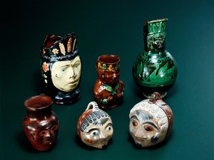 Muotokuvakannut, 1800-luvun lopulta 1930-luvulle (yksipoltetut, lasitetut ja maalatut keramiikka)
