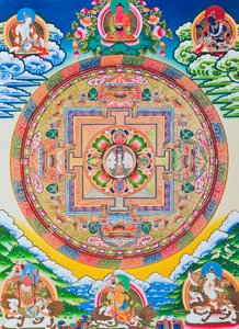 Mandala tuhannella kädellä Avalokiteshvara; pyhä, maaginen ympyrä, joka kuvaa yksitoistapääistä bodhisattvaa, joka symboloi ääretöntä myötätuntoa (guassi kankaalla)