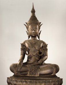 Elämän kokoinen Buddha kuninkaallisessa asussa (pronssi)