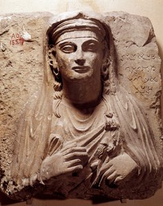 Itäinen antiikki: Saban hautakuva. Palmyrasta. 2.-3. vuosisadalla. Pariisi, Louvre-museo