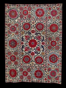 Shakhrisyabz Suzani, n. 1800 (silkkikirjonta puuvillapohjalle) tekijältä School Uzbek