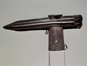 Scythian taide (Skythian sivilisaatio tai Scythia): pronssikirves Krasnojarkin alueelta (Siperia ja Altai). 7.-2. vuosisadalla eKr. Pietari, Eremitaaši tekijältä Scythian