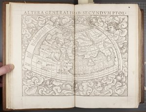 Maapallo, teoksesta Cosmographia, 1544. tekijältä Sebastian Munster