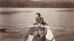Miltä se näyttää peräpenkiltä, 1880-1890 (albumeeni hopeaprintti lasinegatiivista)
