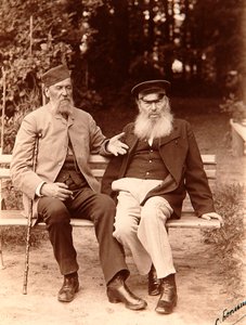 Jakov Polonsky ja Afanasy Fet, venäläiset runoilijat, 1890. tekijältä Sergei Dmitrievich Botkin