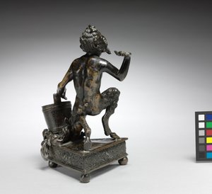 Kneeling Satyr, n. 1520 (pronssi) tekijältä Severo da Ravenna