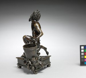 Kneeling Satyr, n. 1520 (pronssi) tekijältä Severo da Ravenna