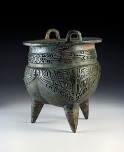 Li-astia, jossa on taotie-kuvio, Erligang-kausi, Shang-dynastia, n. 1500-1050 eKr. (pronssi)