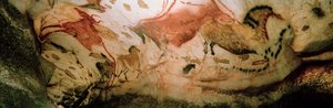 Punaiset lehmät ja kiinanhevoset kavahtavat seinää pitkin Lascaux