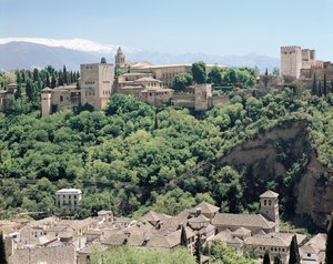 Näkymä Alhambran palatsille koillisesta, 1300-1500-luku tekijältä Spanish School