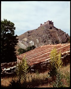 Näkymä linnalle, 9.-1100-luku tekijältä Spanish School