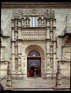Näkymä kuninkaallisen sairaalan levymäisestä portaalista tekijältä Spanish School