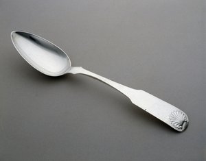 Lusikka, c. 1828-1831 (hopea) tekijältä Stodder and Frobisher