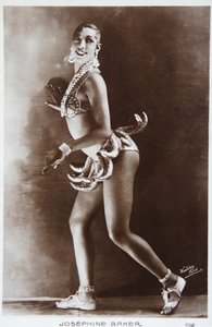 Taide. Viihde. Josephine Baker Folies Bergeresissä, Pariisissa. Kuva: Walery, Ranska, n. 1925-30 (kuva)