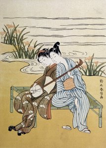 Shamisen: shamisenia soittava pariskunta (tai samisen: pitkähihainen kolmikielinen luuttu) - Harunobou, teoksessa "Japan artistique"", heinäkuu 1890 tekijältä Suzuki Harunobu