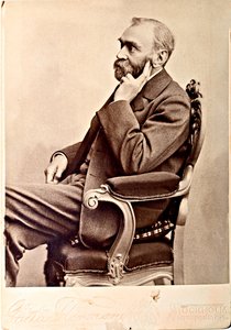 Alfred Nobel (1833-1896), kirjoittanut Atelier Florman, Tukholma. Albumin valokuva