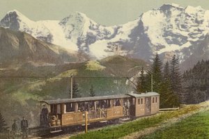 Berner Oberland: Murrenbahn (värillinen kuva) tekijältä Swiss Photographer