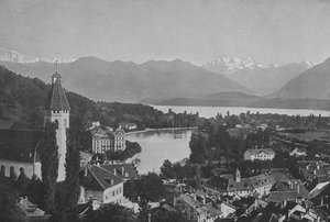 Thun, järvi ja Alpit (m/v kuva) tekijältä Swiss Photographer