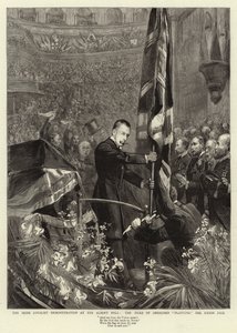 Irlannin uskollinen mielenosoitus Albert Hallissa, Abercornin herttua istuttaa Union Jackin tekijältä Sydney Prior Hall