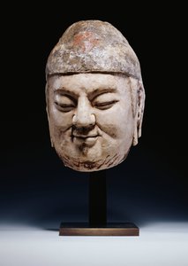 Tang-dynastian tai hieman aikaisemman virkamiehen marmoripää, n. 618-907 tekijältä Tang Dynasty Chinese School