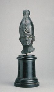 Osiris-jumalan pää (pronssi) tekijältä Third Intermediate Period Egyptian