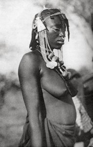 Arabinainen Etelä-Sudanista, Abu Matarik Halfaan, Sudaniin, 1925 1927.