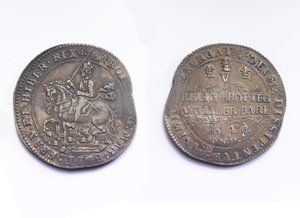 Oxfordin kruunu, 1644 (metalli) tekijältä Thomas J. Rawlins