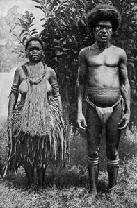 Suru kuolleiden puolesta hamppuriimuilla, Uusi-Guinea, 1922 tekijältä Thomas McMahon