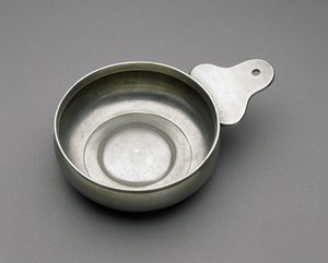 Porringer, c. 1793–1796 tai n. 1799–1824 (tina) tekijältä Thomas Melville