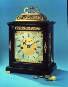 Sussex Tompion, Charles II iskevä kahdeksan päivän pöytäkello vetoneljännestoistolla, n. 1675-80