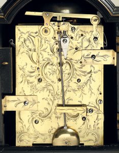 Yksityiskohta George III:n iskevästä pöytäkellosta, n. 1770 (puu, lasi ja metalli) (katso myös 491921) tekijältä Thomas Wagstaff or Wagstaffe